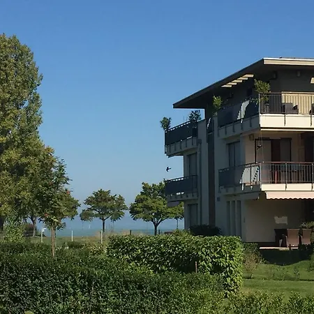 Balatoni Apartment *